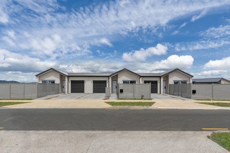 Photo of property in 5 Verde Lane, Rosehill, Papakura, 2113