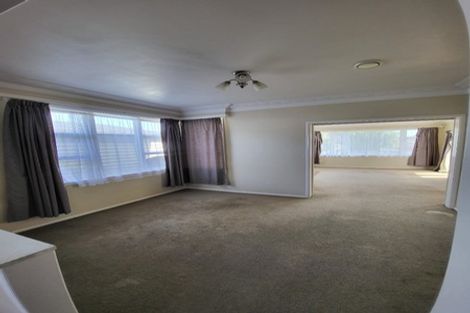 Photo of property in 27 Fairview Road, Papatoetoe, Auckland, 2025