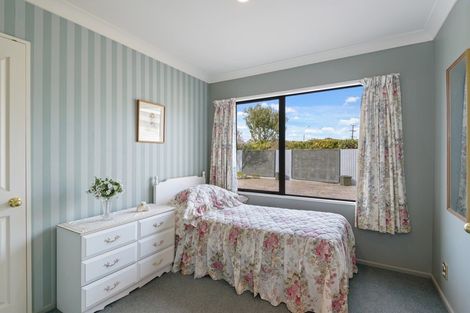 Photo of property in 3 Devon Crescent, Darfield, 7510