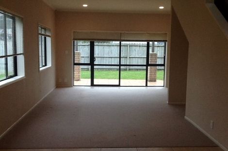 Photo of property in 22 Skip Lane, East Tamaki, Auckland, 2013