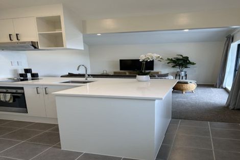 Photo of property in 27/5 Carolina Place, Albany, Auckland, 0632