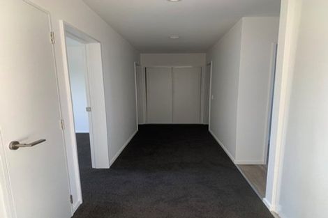 Photo of property in 33 Tuckers Road, Redwood, Christchurch, 8051