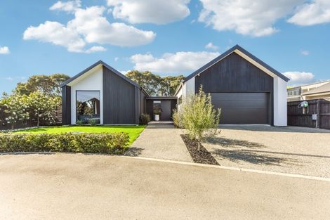 Photo of property in 21 Rana Place, Mapua, 7005