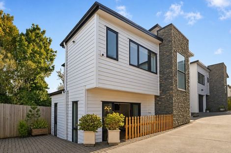 Photo of property in 9c Mowbray Place, Sunnynook, Auckland, 0620
