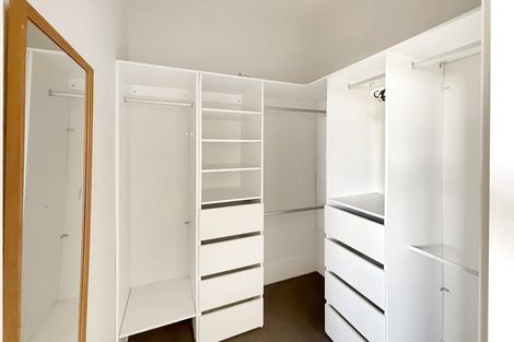 Photo of property in 21 Clayburn Road, Glen Eden, Auckland, 0602