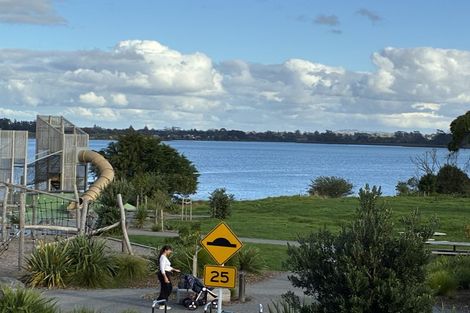 Photo of property in 131 Waituarua Drive, Takanini, Auckland, 2112