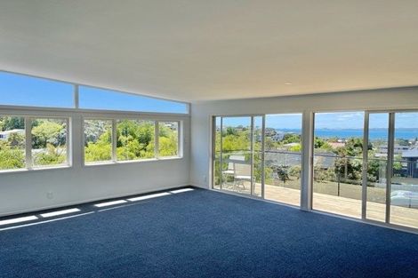 Photo of property in 61 Parr Terrace, Castor Bay, Auckland, 0620