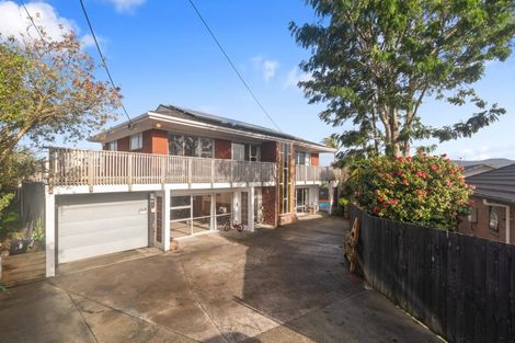 Photo of property in 192 Sturges Road, Henderson, Auckland, 0612