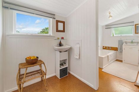 Photo of property in 60 Richmond Road, Carterton, 5713