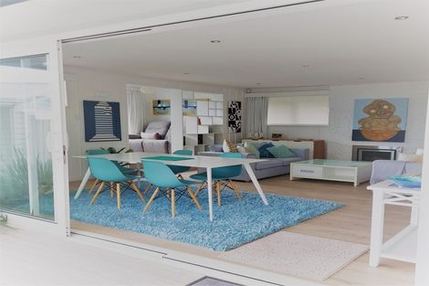 Photo of property in 27 Hona Street, Waikanae Beach, Waikanae, 5036