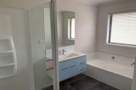 Photo of property in 20 Stingray Drive, Omokoroa, 3114