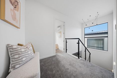 Photo of property in 2e Rangitoto Terrace, Milford, Auckland, 0620