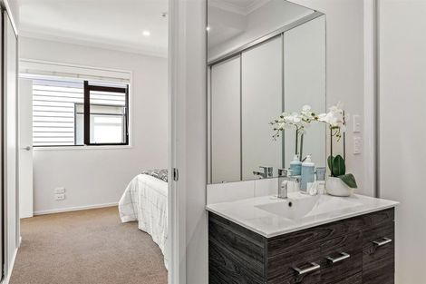 Photo of property in 26 Mollusc Road, Hobsonville, Auckland, 0616