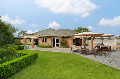 Photo of property in 1 Flora Way, Rototuna, Hamilton, 3210