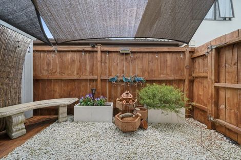 Photo of property in 3 Bezar Place, Flat Bush, Auckland, 2016