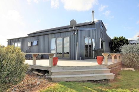 Photo of property in 21 Sutherland Road, Sanson, Palmerston North, 4479