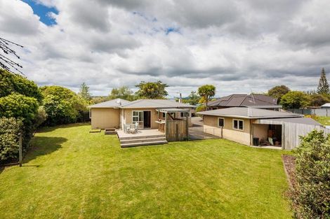 Photo of property in 25 Galway Avenue, Hokowhitu, Palmerston North, 4410