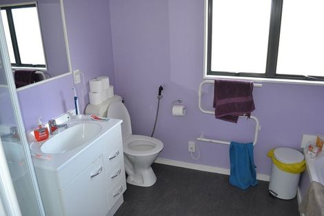 Photo of property in 78 Woodhouse Avenue, Karori, Wellington, 6012