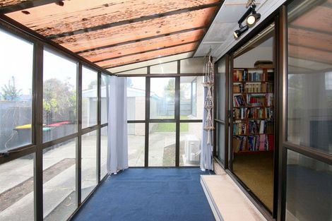 Photo of property in 44 Basingstoke Street, Aranui, Christchurch, 8061