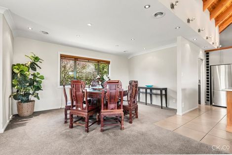 Photo of property in 14 Mount Marua Way, Timberlea, Upper Hutt, 5018