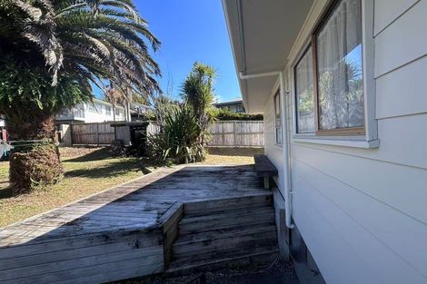 Photo of property in 13 Spinella Drive, Bayview, Auckland, 0629