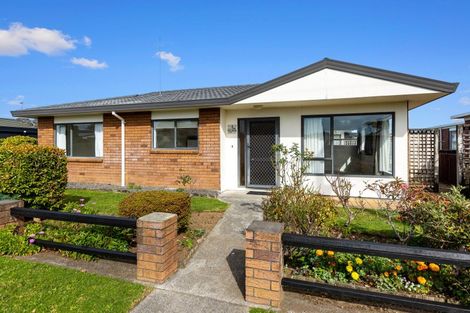 Photo of property in 1/156 Carrington Street, Lower Vogeltown, New Plymouth, 4310