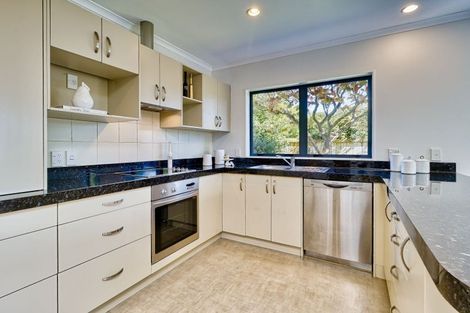 Photo of property in 219 Frimley Oaks, Frimley, Hastings, 4120