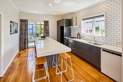 Photo of property in 15 Quetta Street, Ngaio, Wellington, 6035