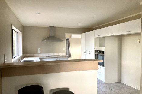 Photo of property in 2c Palomino Drive, Henderson, Auckland, 0612