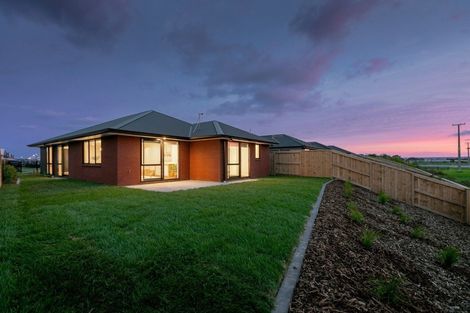 Photo of property in 93 Hills View Drive, Papamoa, 3118