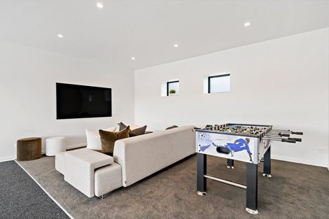 Photo of property in 114 Bramley Drive, Farm Cove, Auckland, 2012