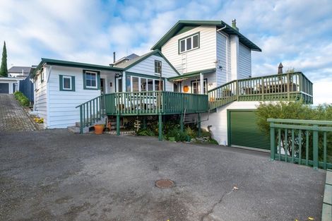 Photo of property in 42 Cameron Road, Bluff Hill, Napier, 4110