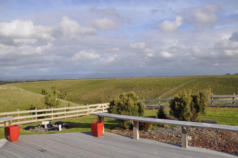 Photo of property in 21 Sutherland Road, Sanson, Palmerston North, 4479