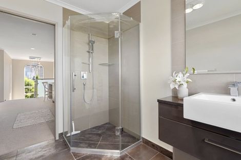 Photo of property in 14 Kenmure Place, Bethlehem, Tauranga, 3110