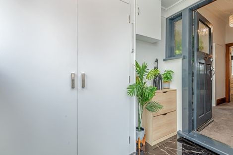 Photo of property in 37 Burns Avenue, Takaro, Palmerston North, 4412