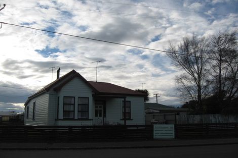 Photo of property in 17 Baxter Street, Balclutha, 9230
