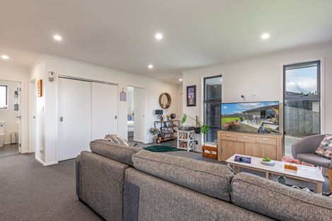 Photo of property in 27 Oldfield Lane, Marton, 4710