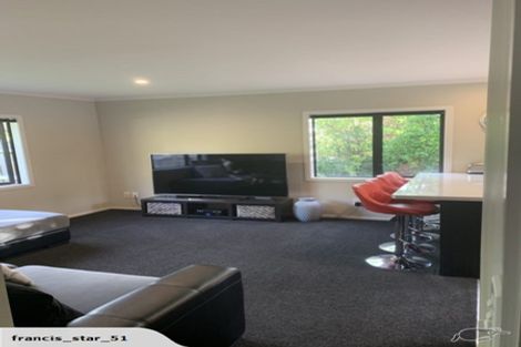 Photo of property in 855 Makerua Road, Tokomaru, Palmerston North, 4474