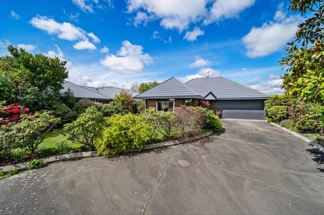 Photo of property in 18 Vanderbilt Place, Halswell, Christchurch, 8025