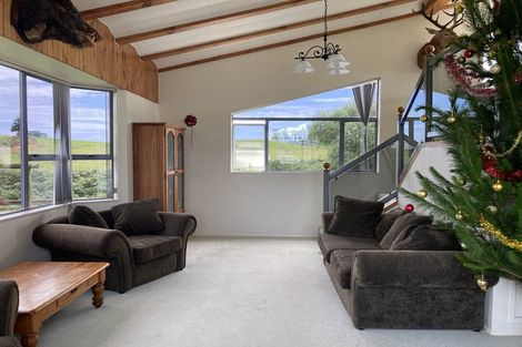 Photo of property in 1339 Main North Road, Urenui, 4375
