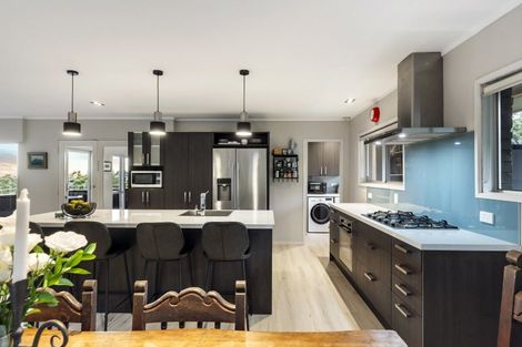 Photo of property in 38 Braemar Road, Castor Bay, Auckland, 0620