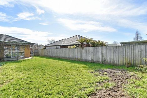 Photo of property in 10 Riegler Place, Belfast, Christchurch, 8051