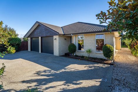 Photo of property in 18 Ernest Place, Brightwater, 7022