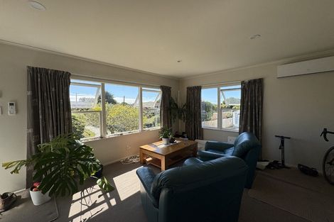 Photo of property in 3/60 Moana Avenue, One Tree Hill, Auckland, 1061