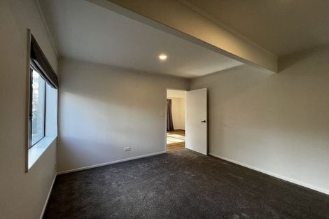 Photo of property in 4 Dalmeny Close, Murrays Bay, Auckland, 0630