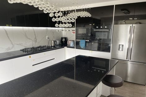 Photo of property in 20 Quattro Avenue, Flat Bush, Auckland, 2019