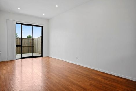 Photo of property in 2 Kairakau Street, Takanini, 2110