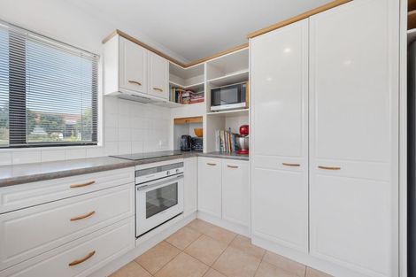 Photo of property in 9 Starlight Cove, Hobsonville, Auckland, 0618