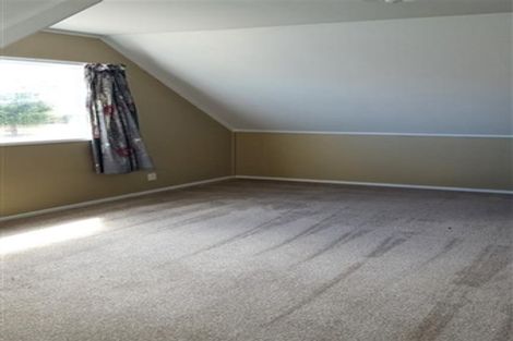 Photo of property in 2/24 Solveig Place, Randwick Park, Auckland, 2105