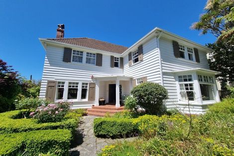 Photo of property in 19 Fitzherbert Terrace, Thorndon, Wellington, 6011